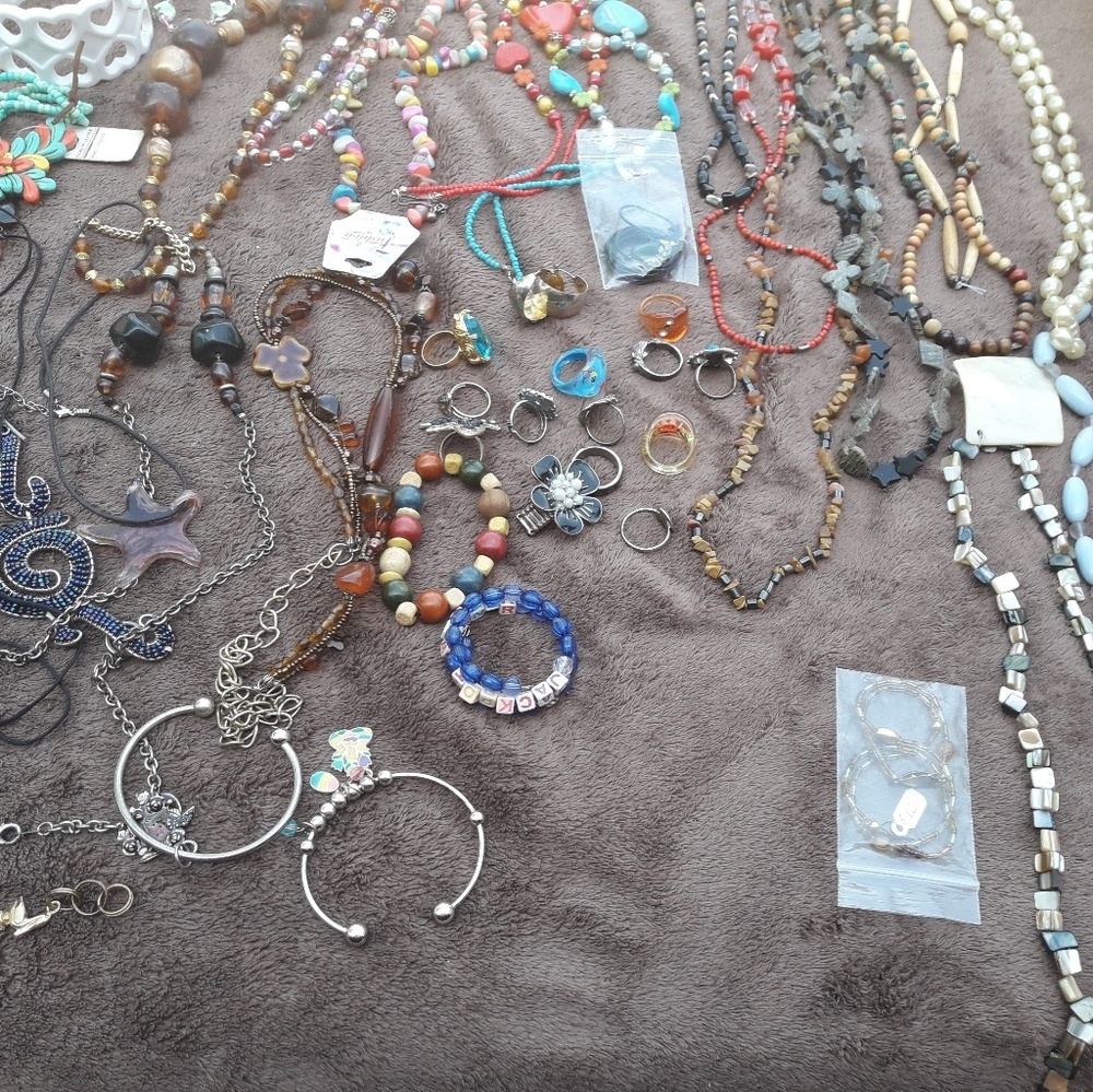 Jewlery:= 11